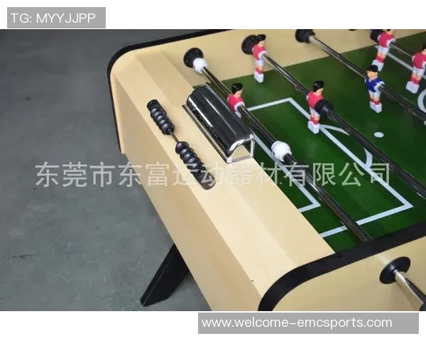 飞镖桌上足球室内休闲乐趣尽享打造完美娱乐空间的最佳选择 飞镖桌上足球室内休闲乐趣尽享打造完美娱乐空间的最佳选择